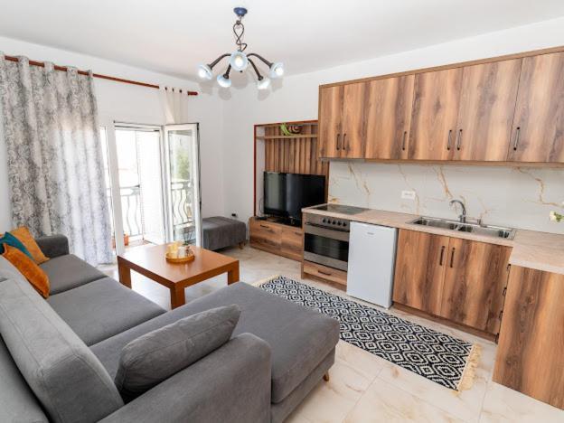 Roel Apartments Sarandë Buitenkant foto