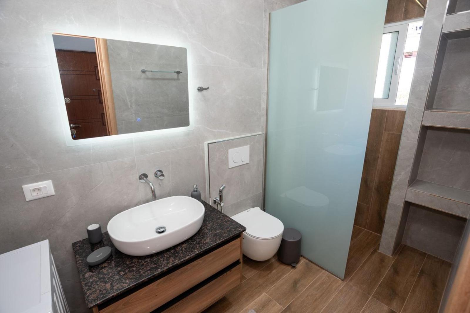 Roel Apartments Sarandë Buitenkant foto