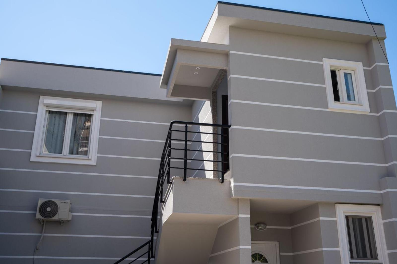 Roel Apartments Sarandë Buitenkant foto